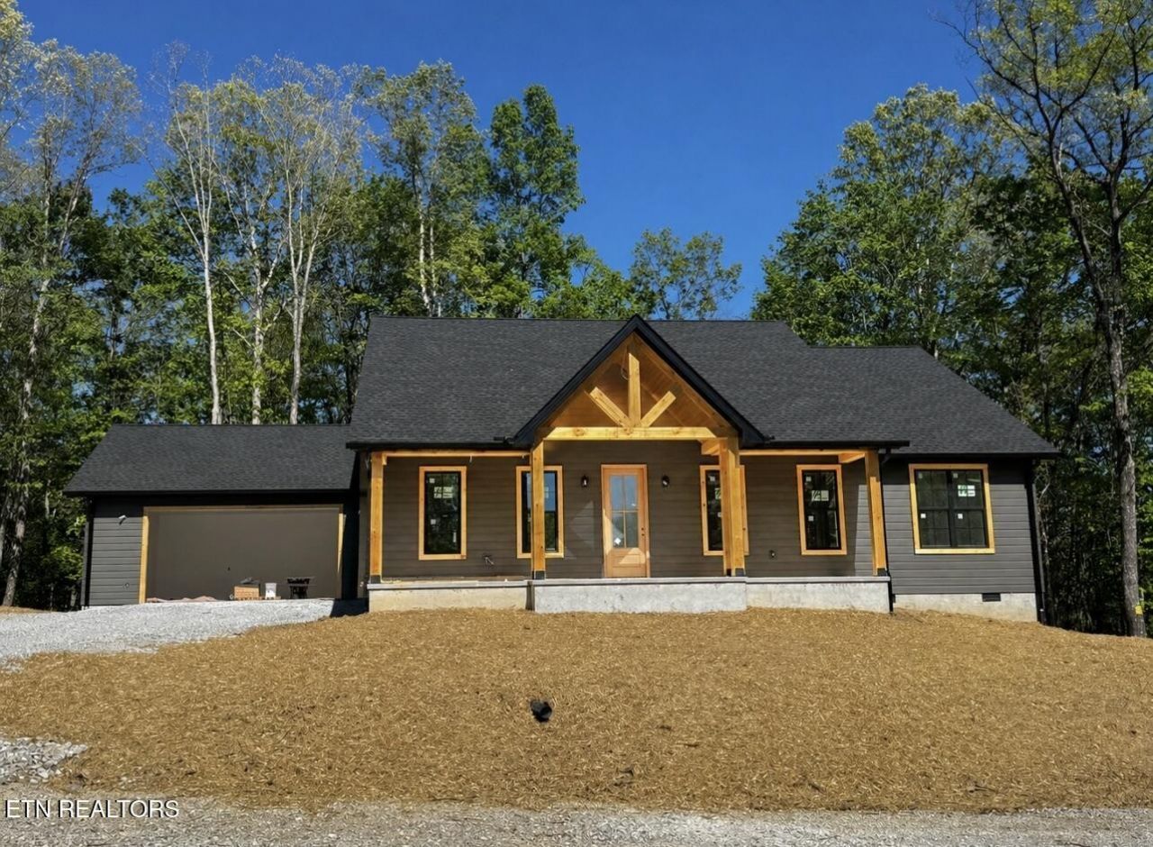 844 Steeplechase Drive, Jamestown, TN 38556 Main Photo