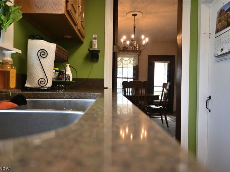 206 S Eagle Street, Geneva, OH 44041 Photo 5