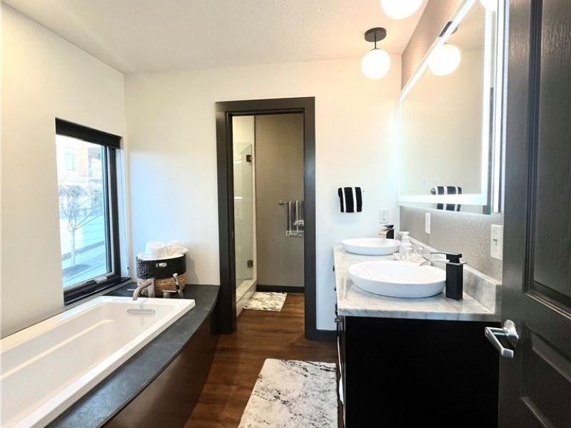 121 N Howard Street, Akron, OH 44308 Photo 13