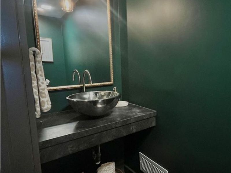 121 N Howard Street, Akron, OH 44308 Photo 27