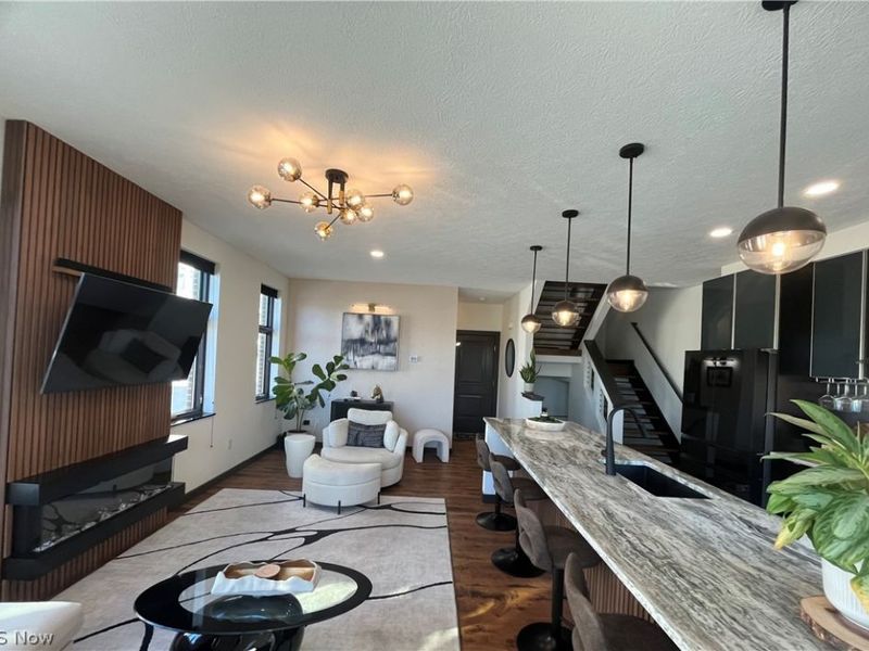 121 N Howard Street, Akron, OH 44308 Photo 9