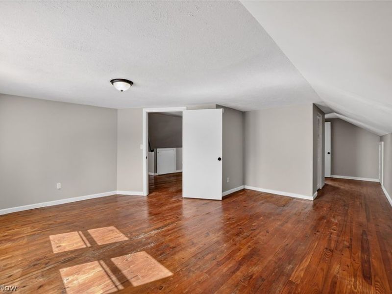 1851 Beverly Hills Drive, Euclid, OH 44117 Photo 21