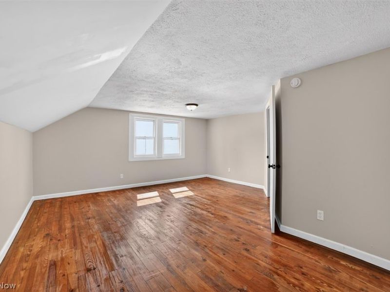 1851 Beverly Hills Drive, Euclid, OH 44117 Photo 22