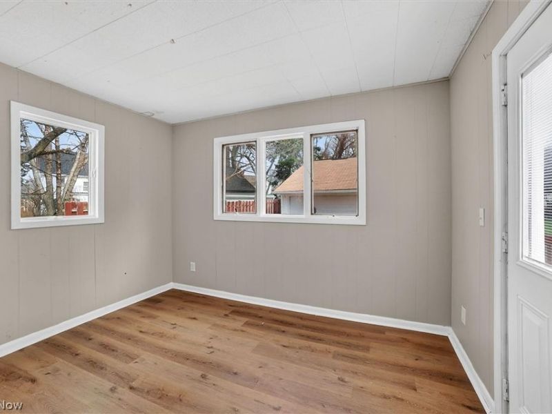 1851 Beverly Hills Drive, Euclid, OH 44117 Photo 8