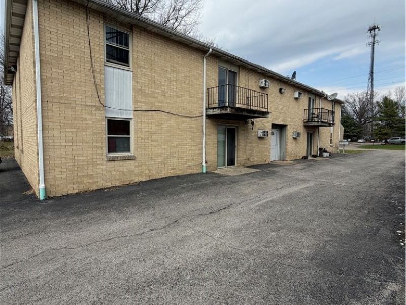 249 Folsom Street, Unit 6, Champion, OH 44483 Photo 1