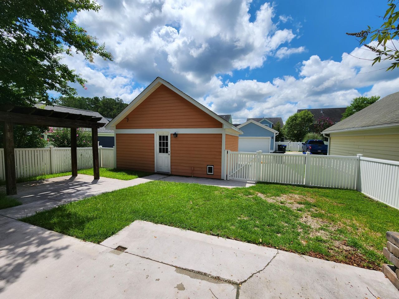 103 Foxglove Avenue Photo 10