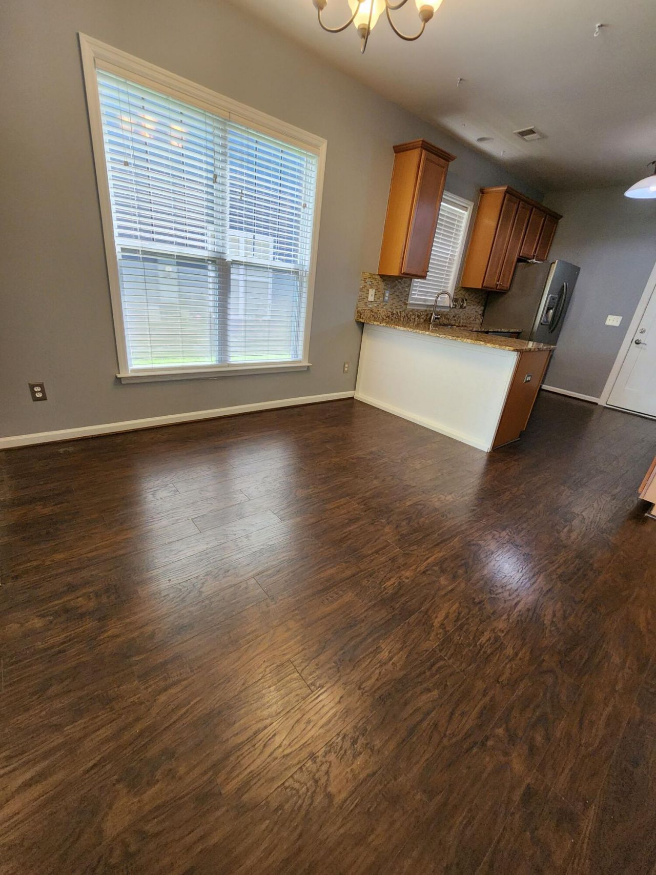 103 Foxglove Avenue Photo 6