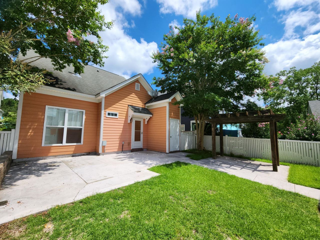 103 Foxglove Avenue Photo 9