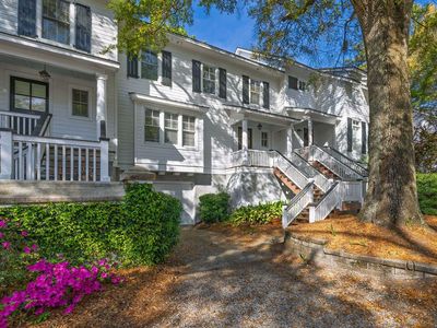 142 Wappoo Creek Drive, Unit 9, Charleston, SC 29412