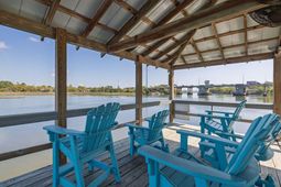 142 Wappoo Creek Drive photo 4