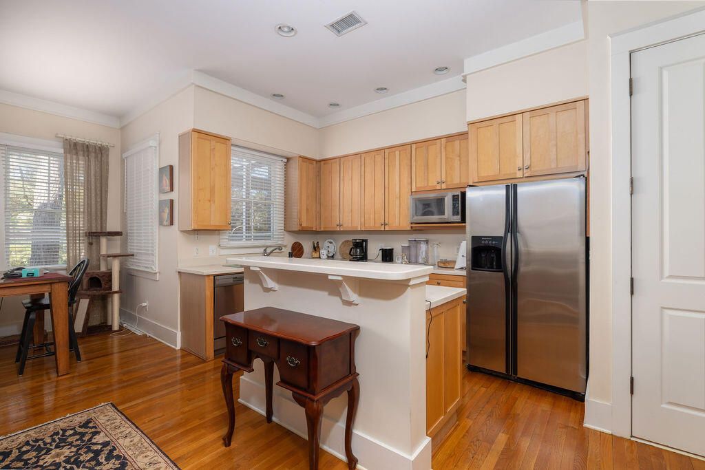 142 Wappoo Creek Drive Photo 22