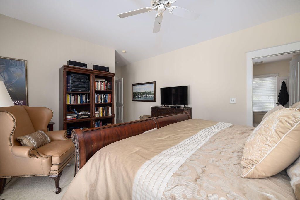 142 Wappoo Creek Drive Photo 24