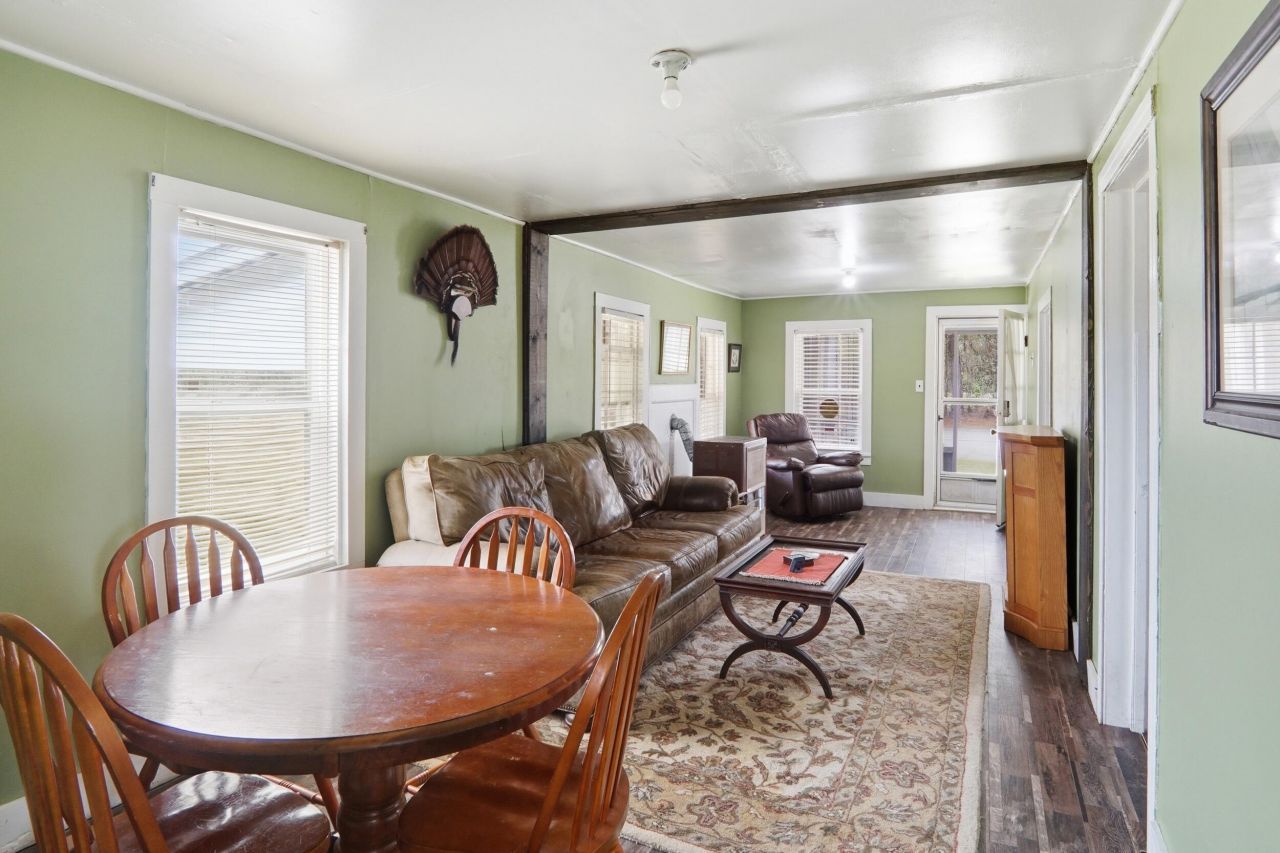 1505 7 Mile Road Photo 12