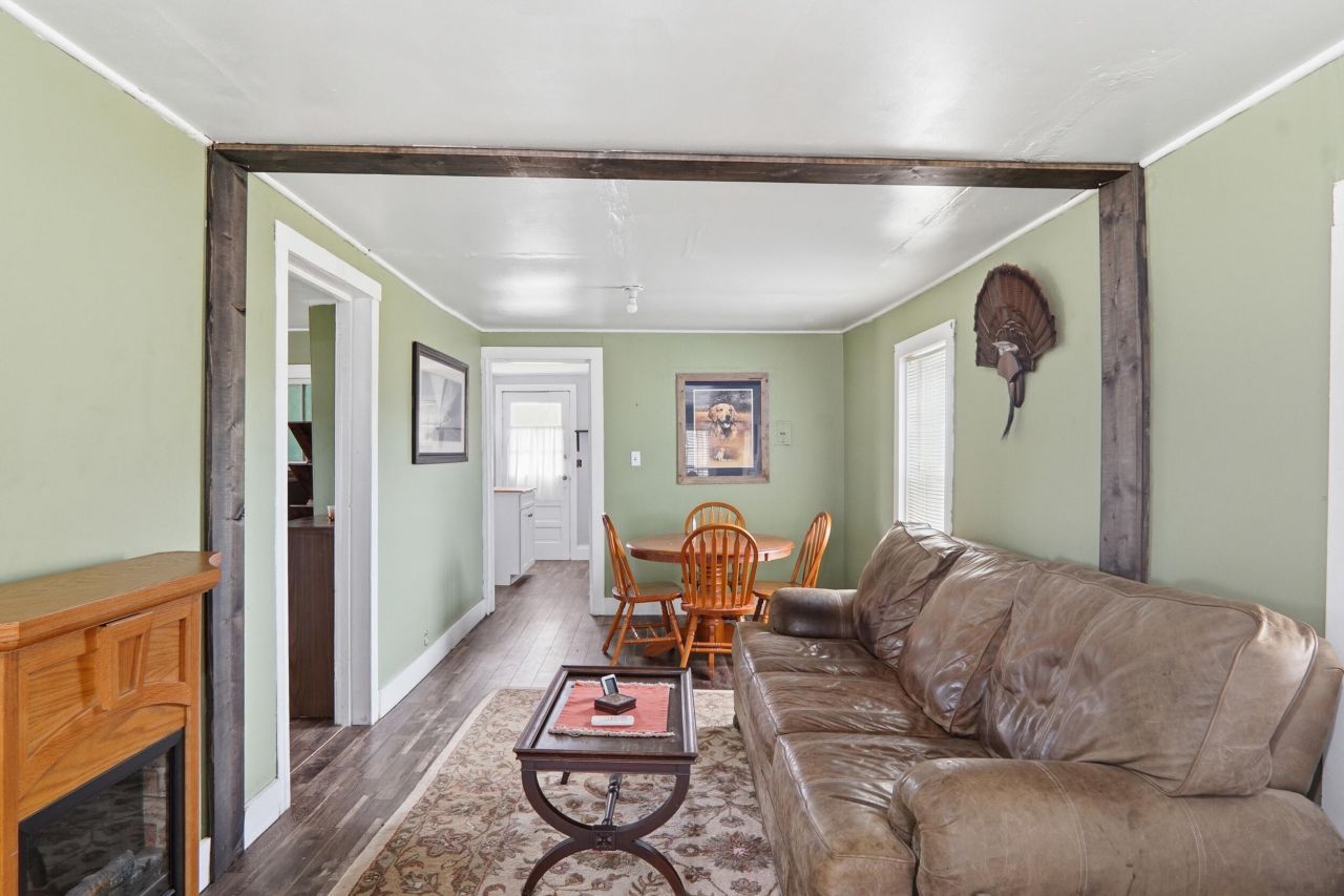 1505 7 Mile Road Photo 6