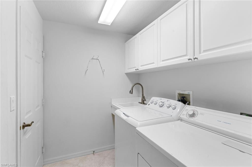 24371 Sandpiper Isle Way, Unit 302, Bonita Springs, FL 34134 Photo