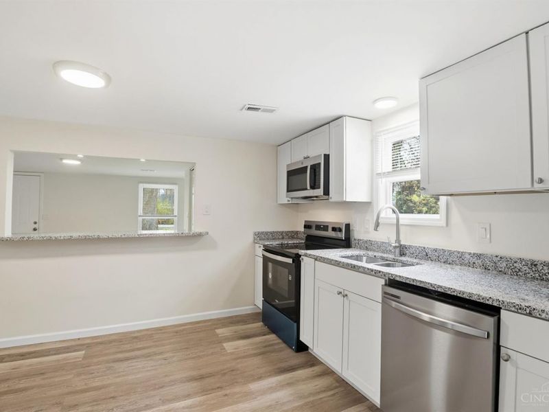 12121 Third Avenue, Sycamore Township, OH 45249 Photo 11