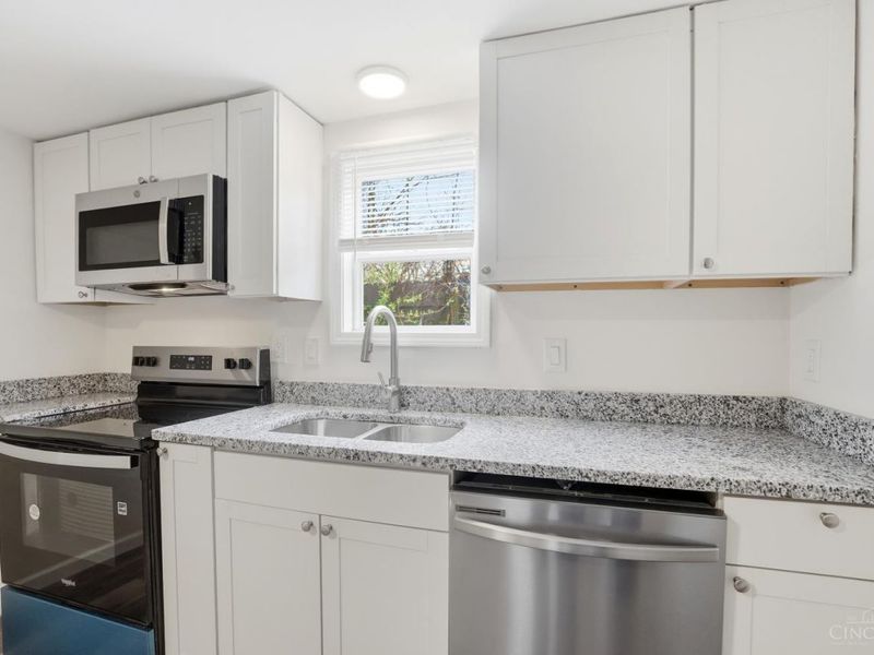 12121 Third Avenue, Sycamore Township, OH 45249 Photo 12