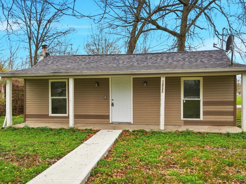 12121 Third Avenue, Sycamore Township, OH 45249 Photo 2