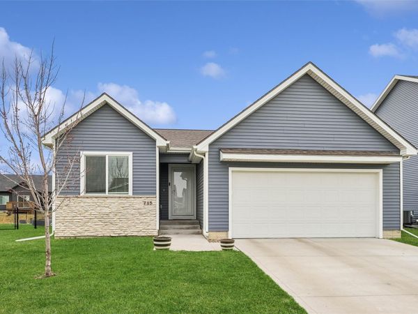 715 NE Whitetail Drive, Ankeny, IA 50021