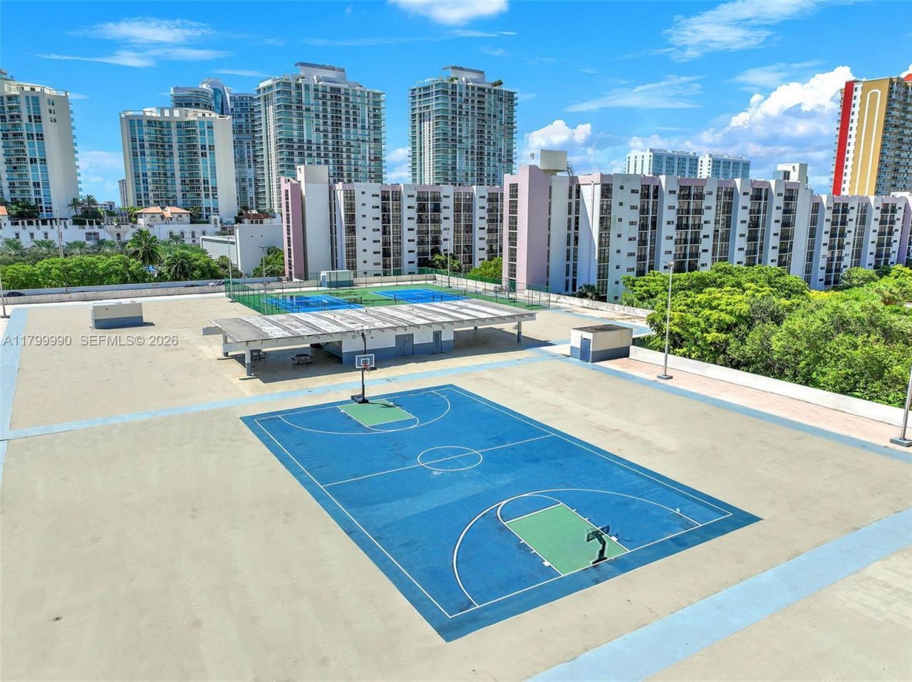 17021 N Bay Road, Unit 105, Sunny Isles Beach, FL 33160 Photo