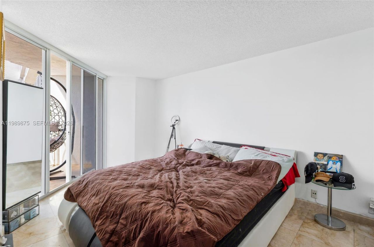 7601 E Treasure Dr , Unit 1924, North Bay Village, FL 33141 Photo