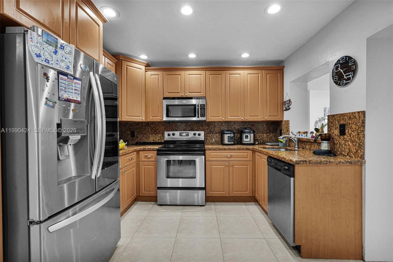 760 E 55th St , Hialeah, FL 33013 Photo