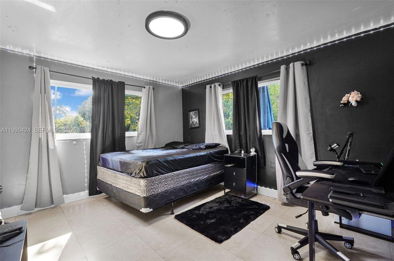 760 E 55th St , Hialeah, FL 33013 Photo