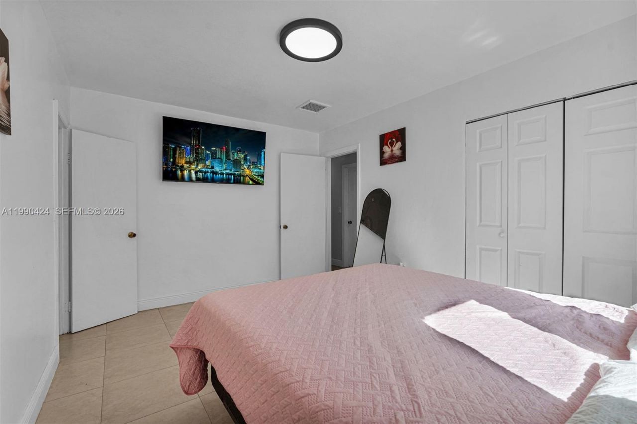 760 E 55th St , Hialeah, FL 33013 Photo