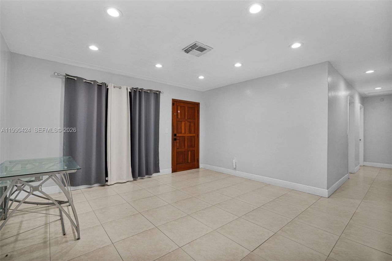 760 E 55th St , Hialeah, FL 33013 Photo