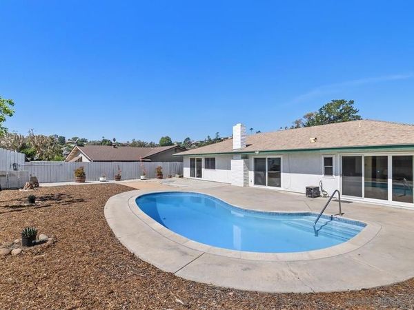 6683 Wandermere, San Diego, CA 92120