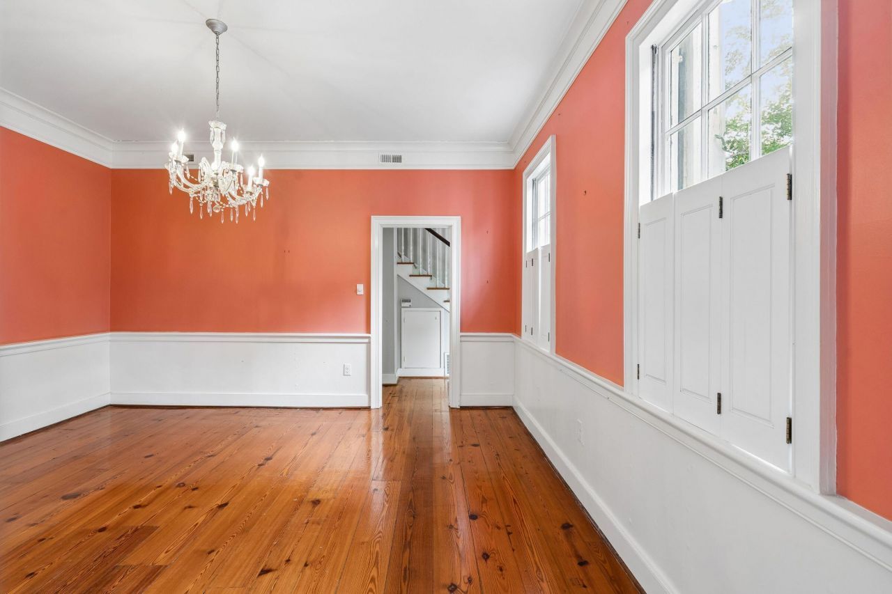 10 Council Street Photo 11