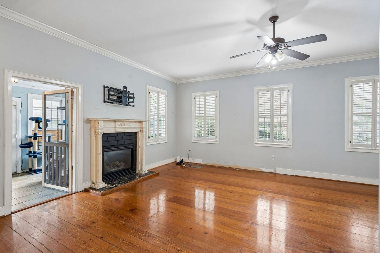 10 Council Street Photo 19