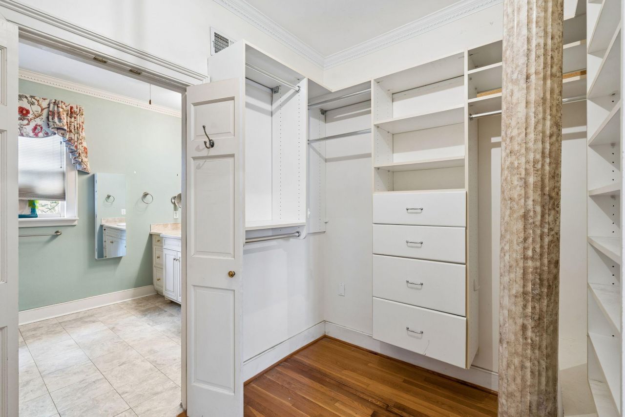 10 Council Street Photo 24