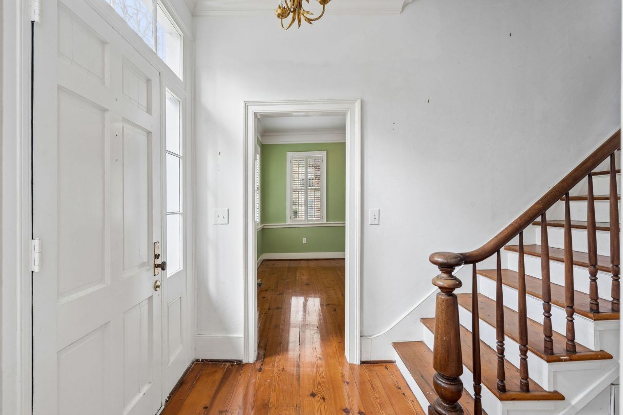 10 Council Street Photo 8