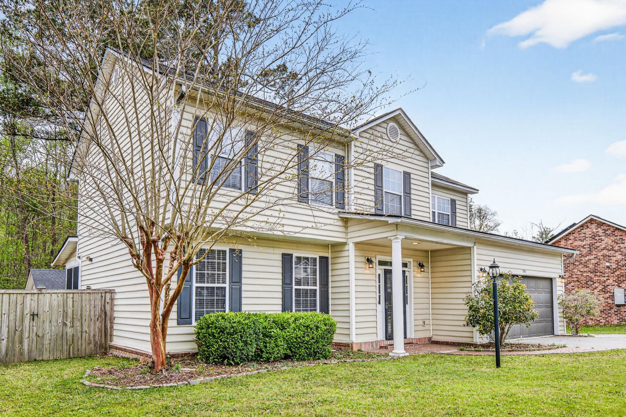 334 Camelot Drive Photo 10