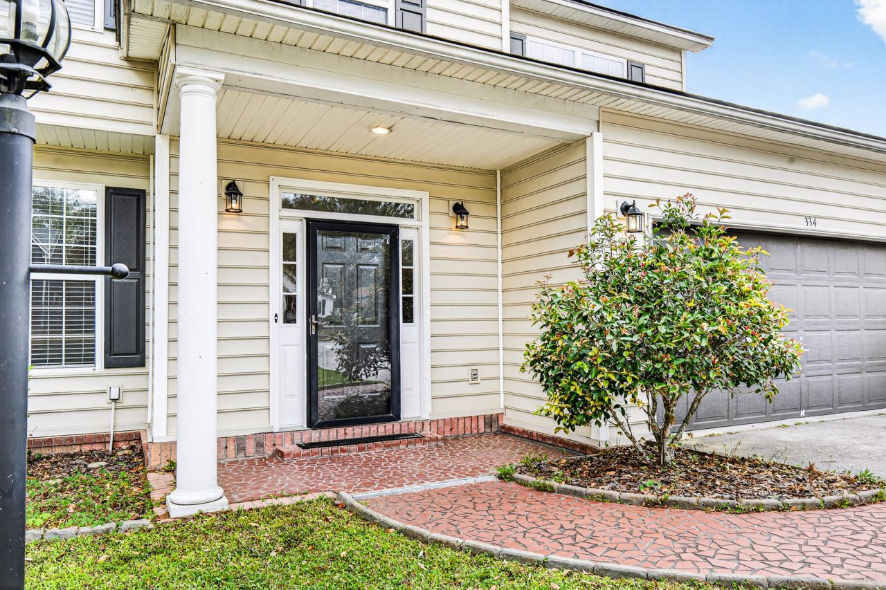 334 Camelot Drive Photo 12