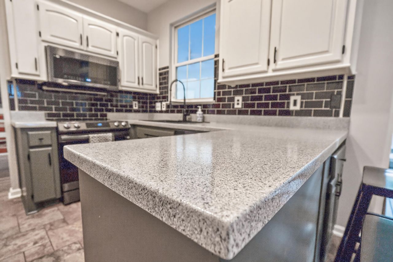 334 Camelot Drive Photo 33