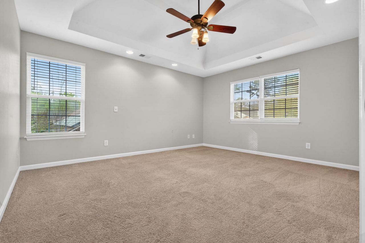 334 Camelot Drive Photo 44