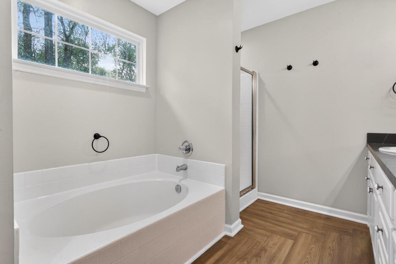 334 Camelot Drive Photo 47