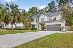 334 Camelot Drive photo 4