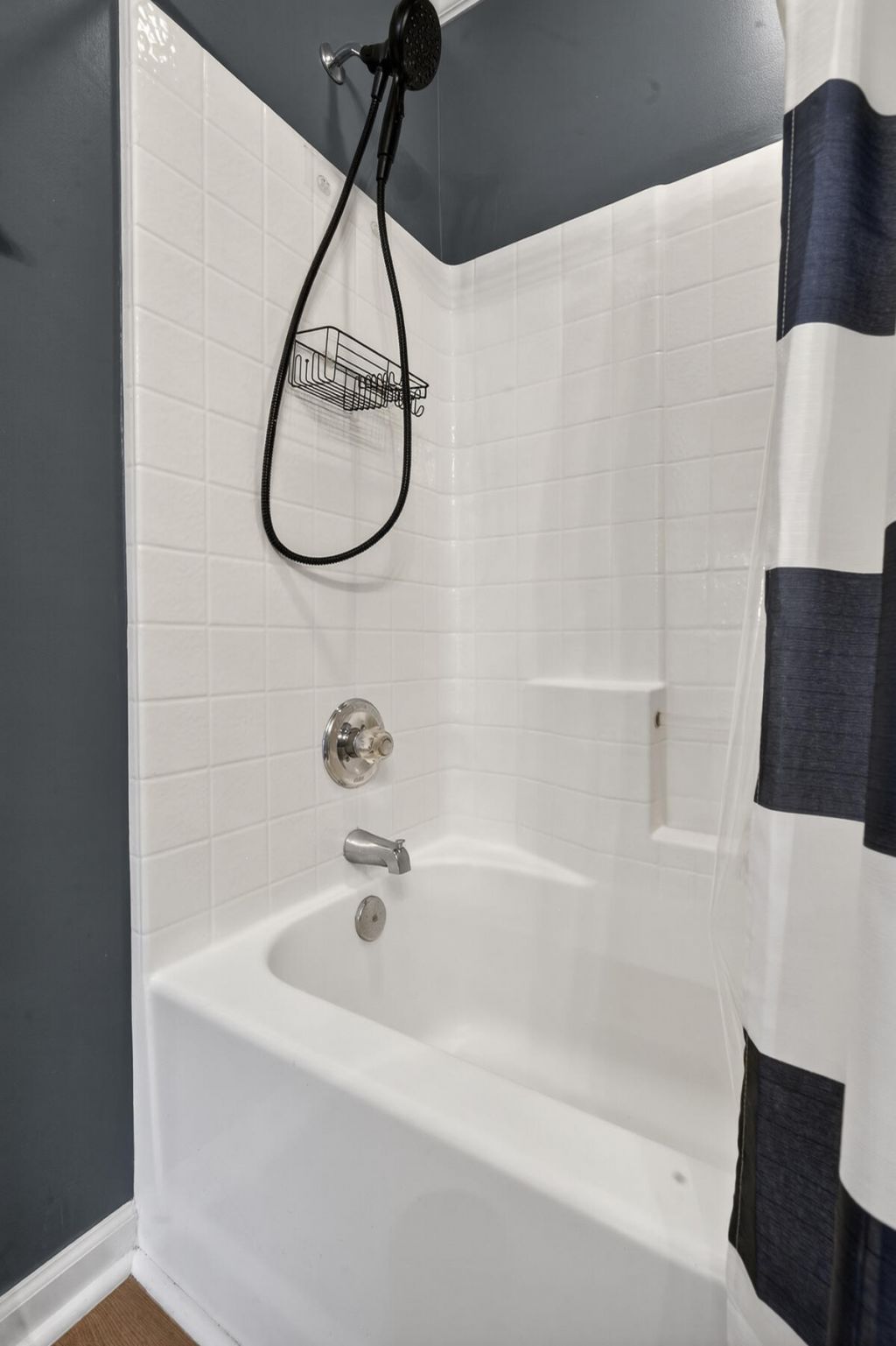 334 Camelot Drive Photo 54