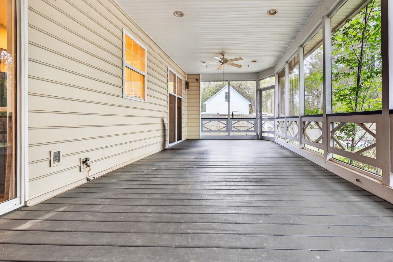 334 Camelot Drive Photo 62