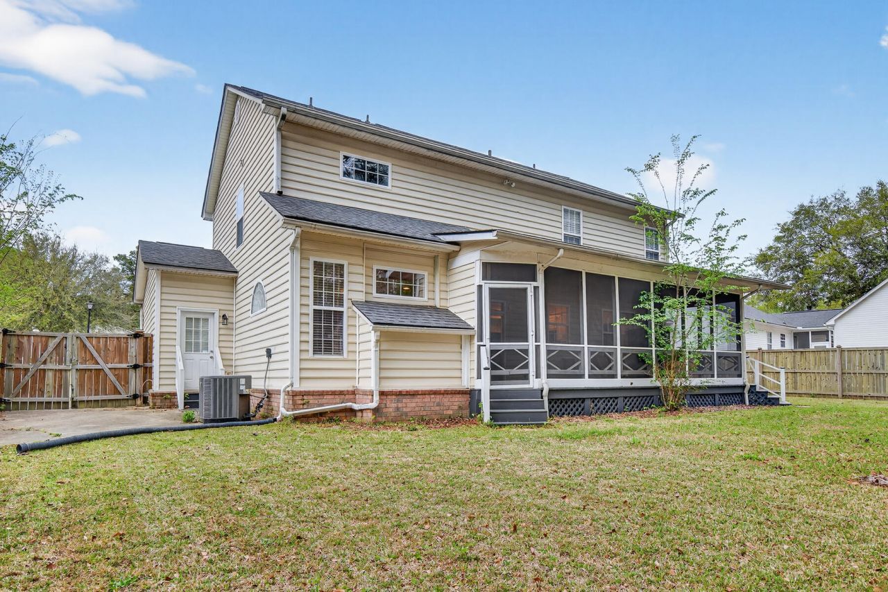 334 Camelot Drive Photo 68