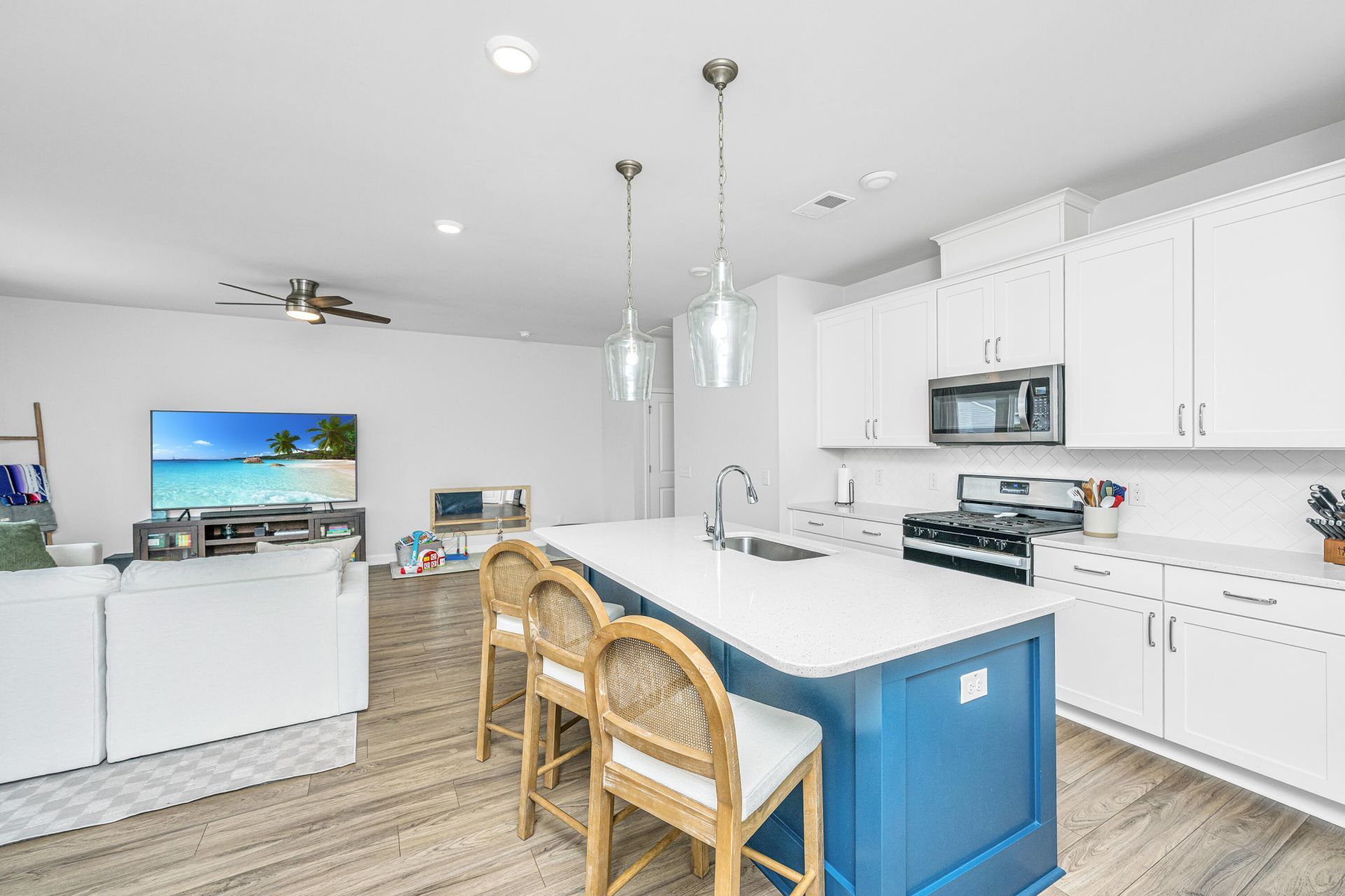 412 Carrara Drive Photo 19