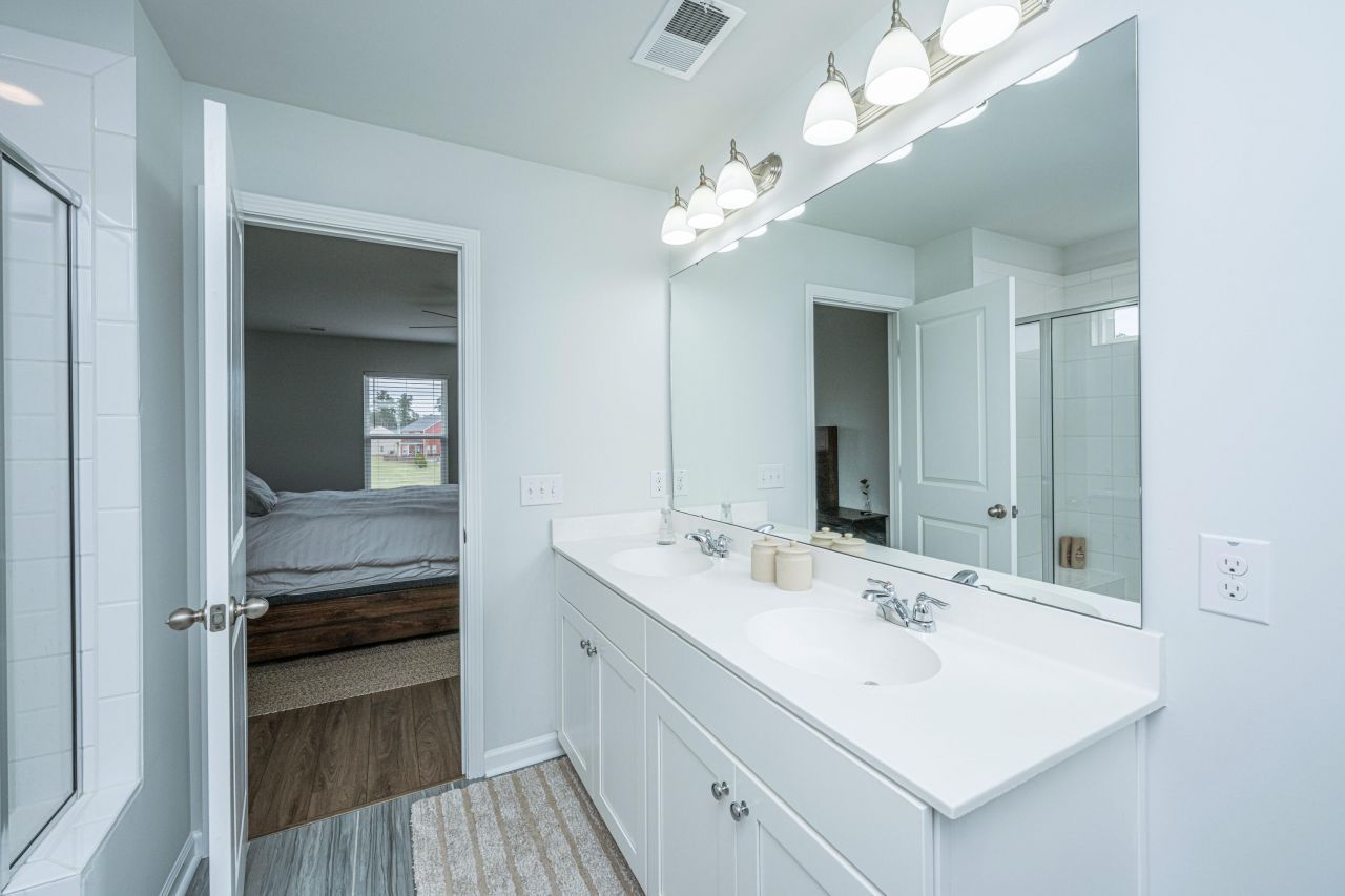 412 Carrara Drive Photo 34