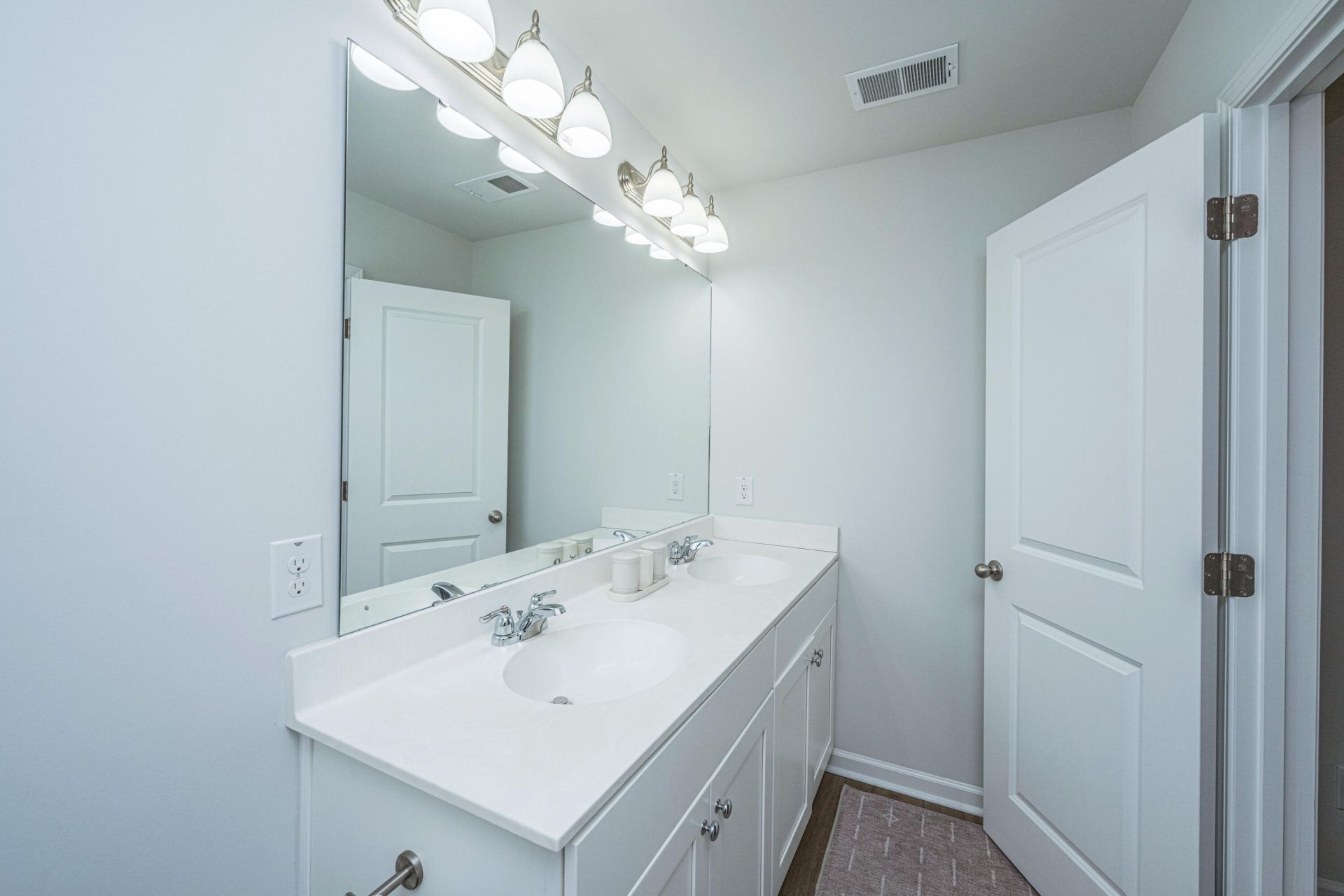 412 Carrara Drive Photo 41