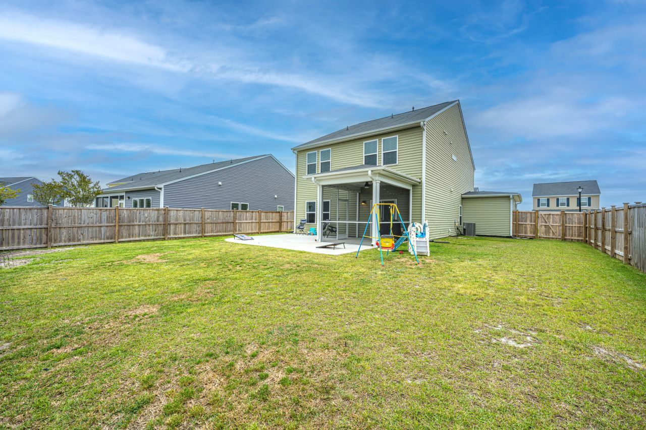 412 Carrara Drive Photo 46