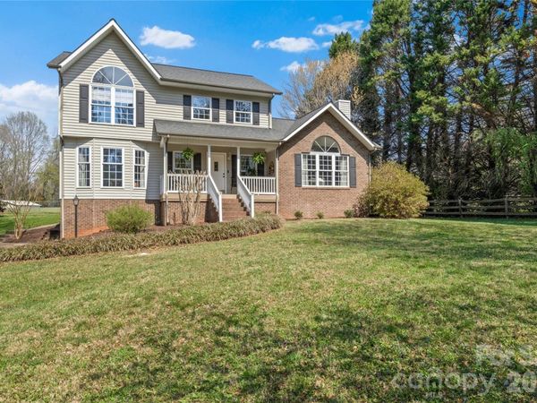 763 Country Club Extension , Wilkesboro, NC 28697