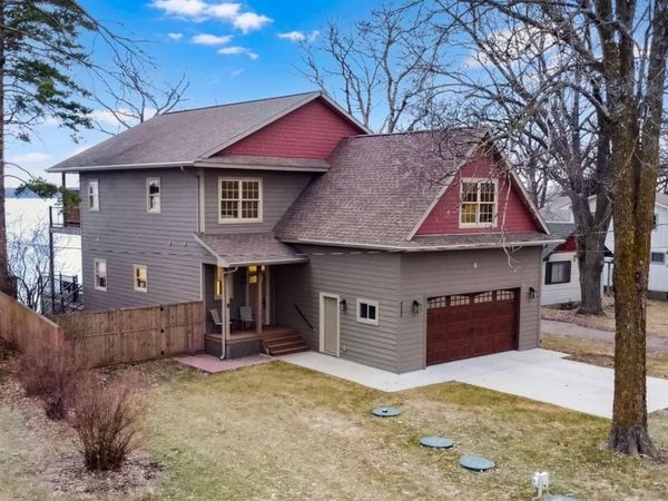 9823 103rd Street NW, Annandale, MN 55302