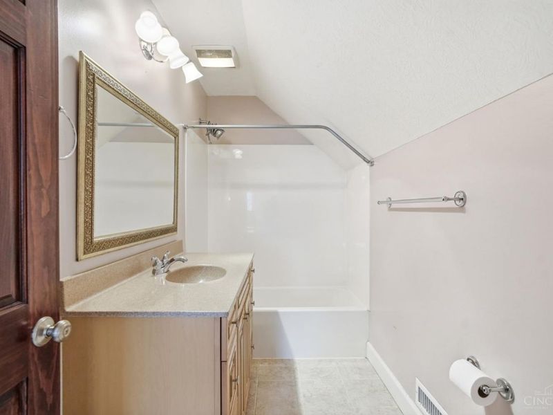 5822 Day Road, Cincinnati, OH 45252 Photo 36